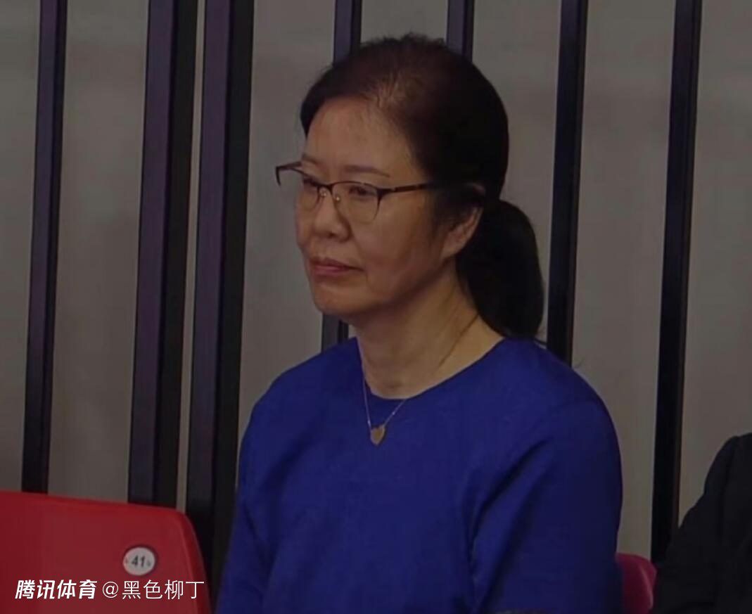 伊人三级